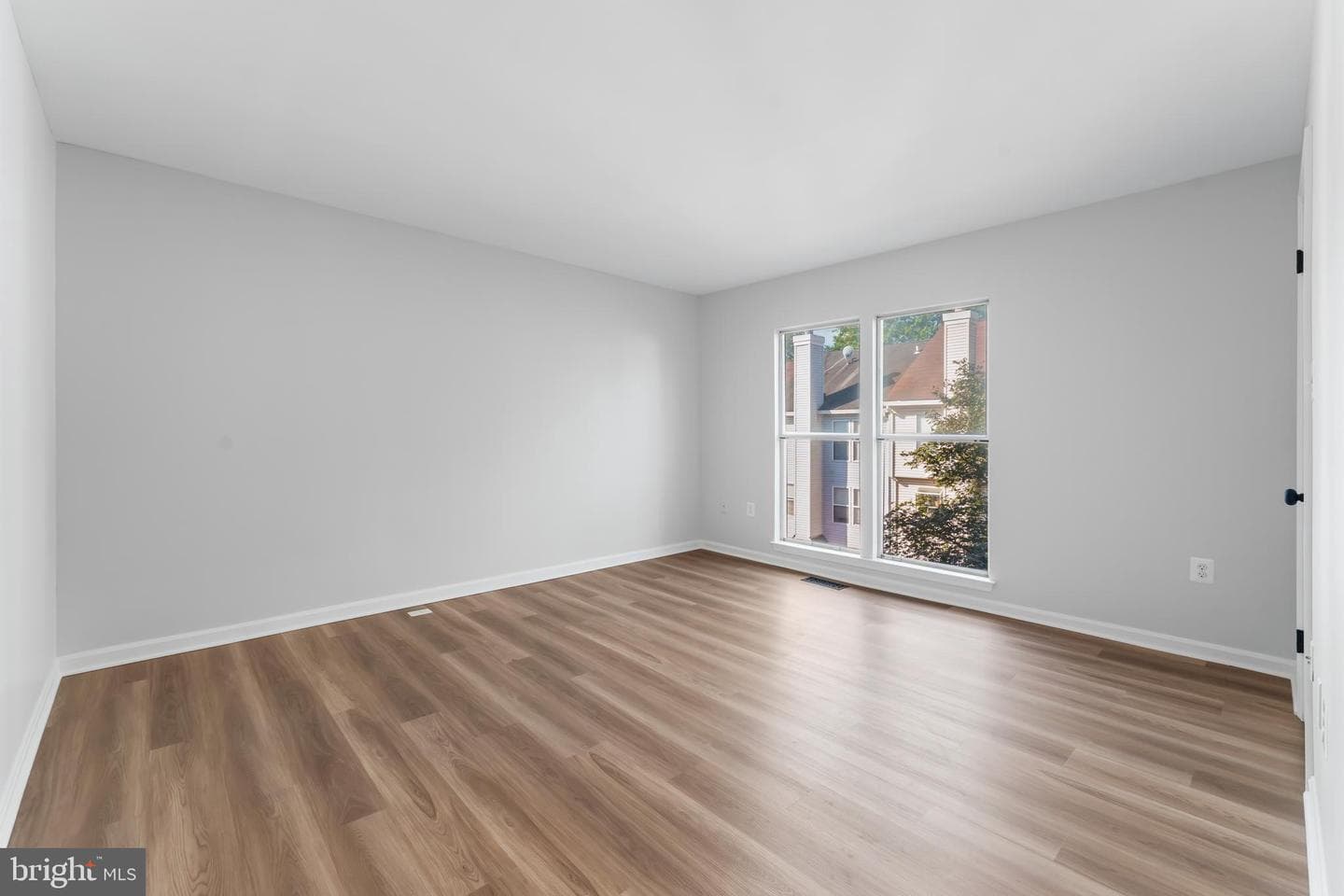 9626 Pierrpont Street photo 19