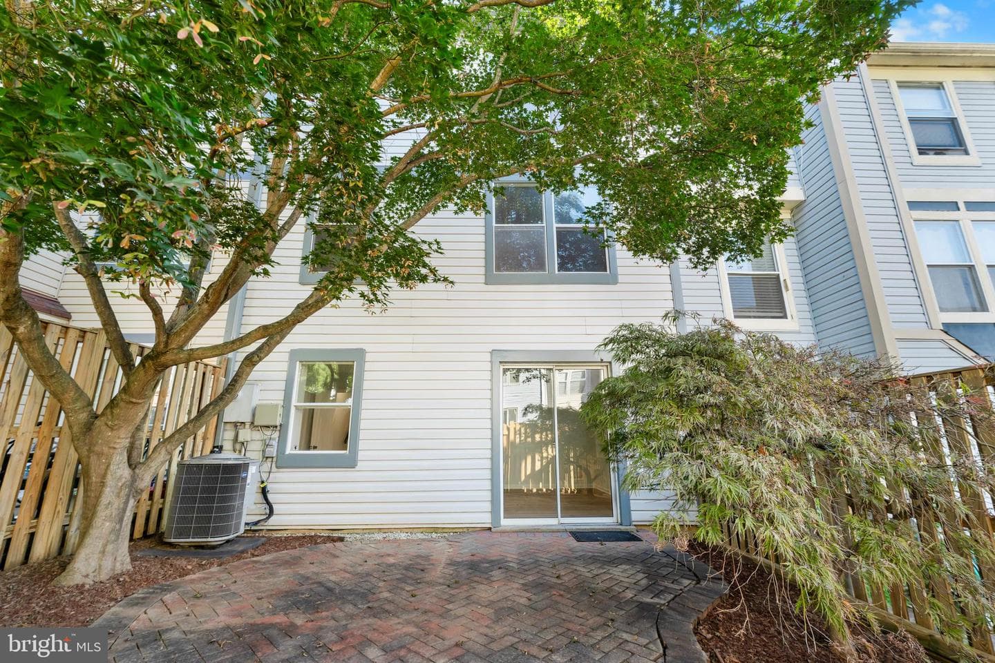 9626 Pierrpont Street photo 31