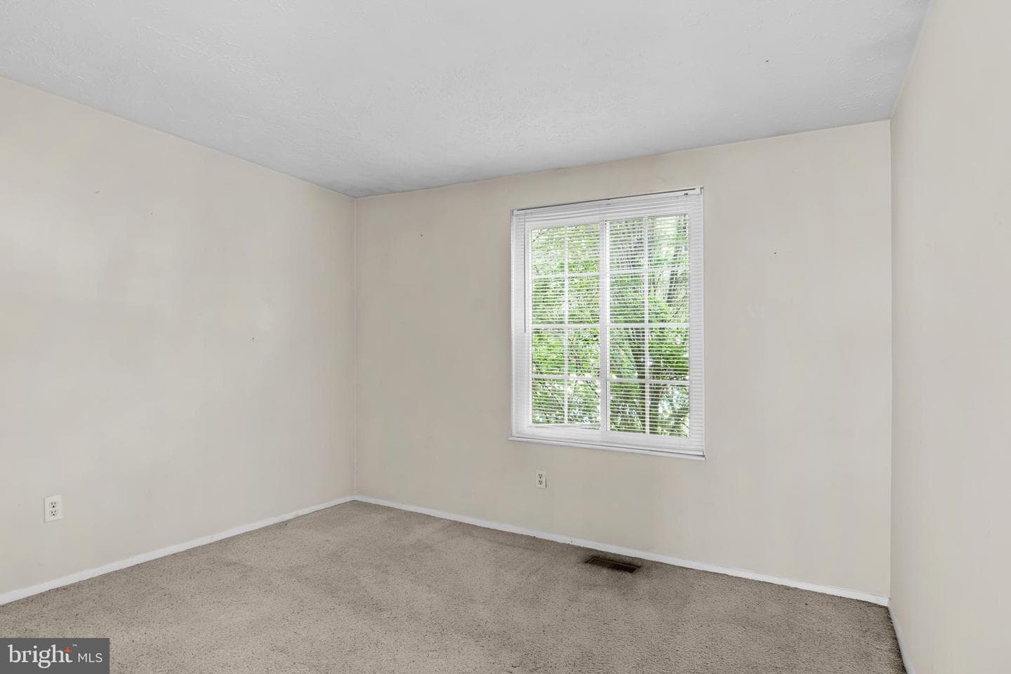 8406 Rainbow Bridge Lane photo 27