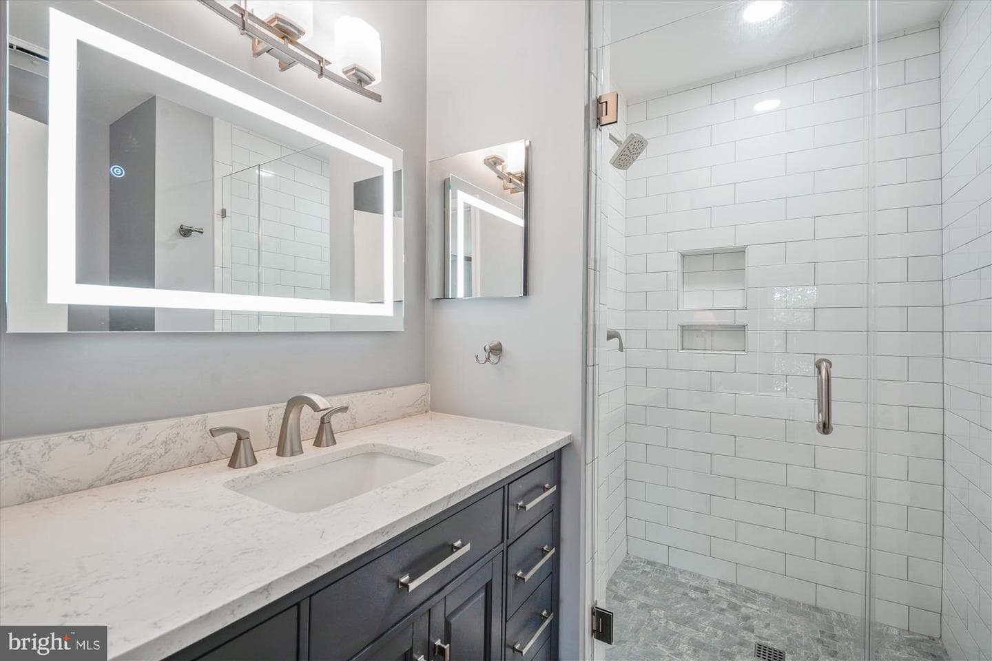 7852 Newport Glen Pass photo 16