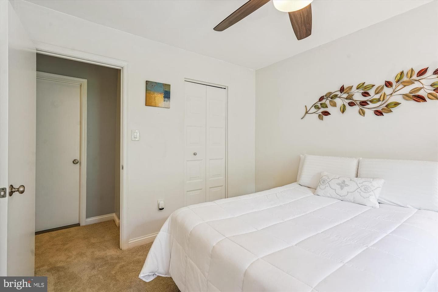 7852 Newport Glen Pass photo 19