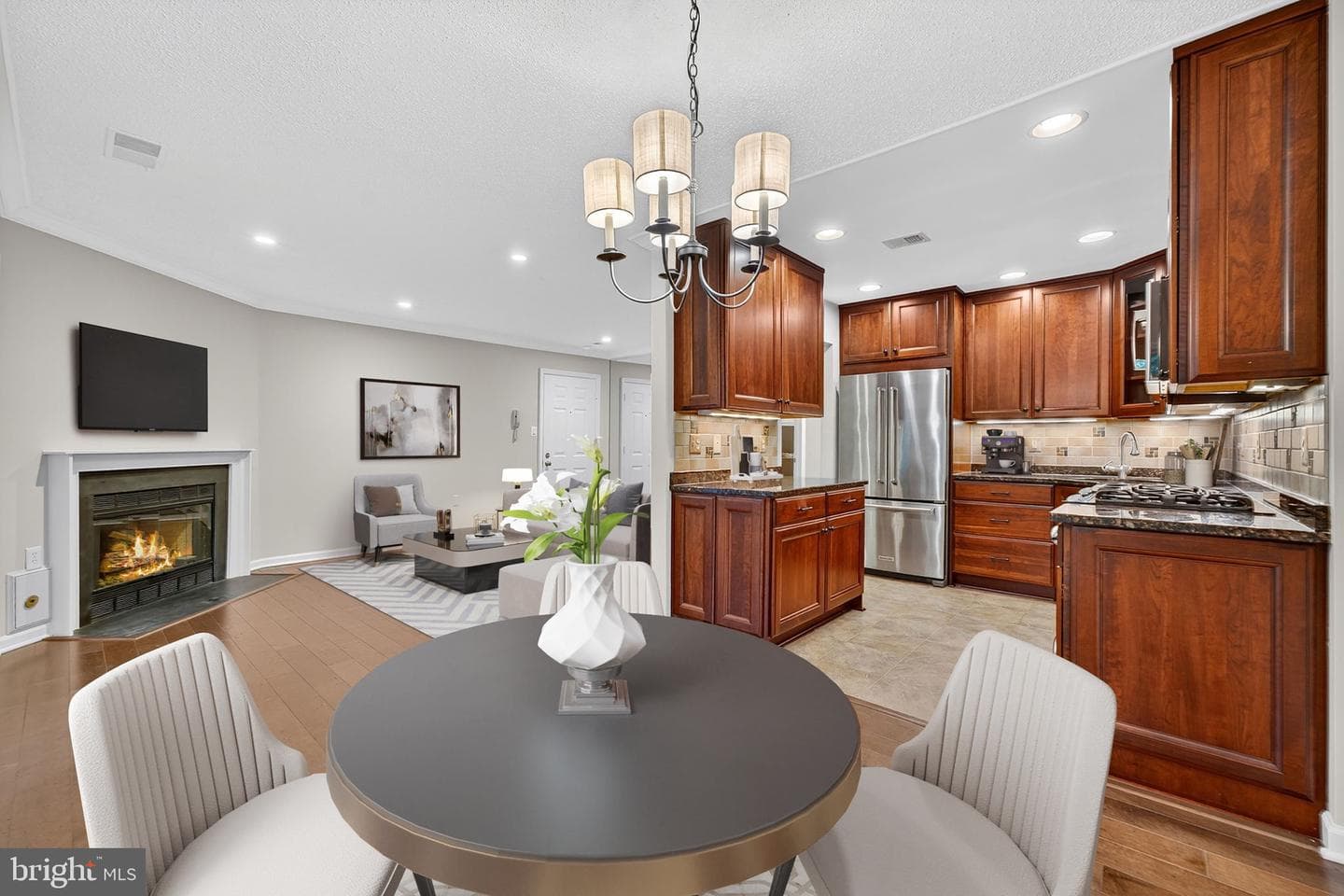 7256 Glen Hollow Court #4 photo 15