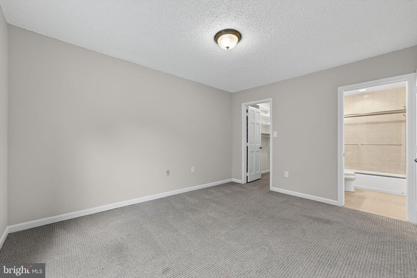 7256 Glen Hollow Court #4 photo 29