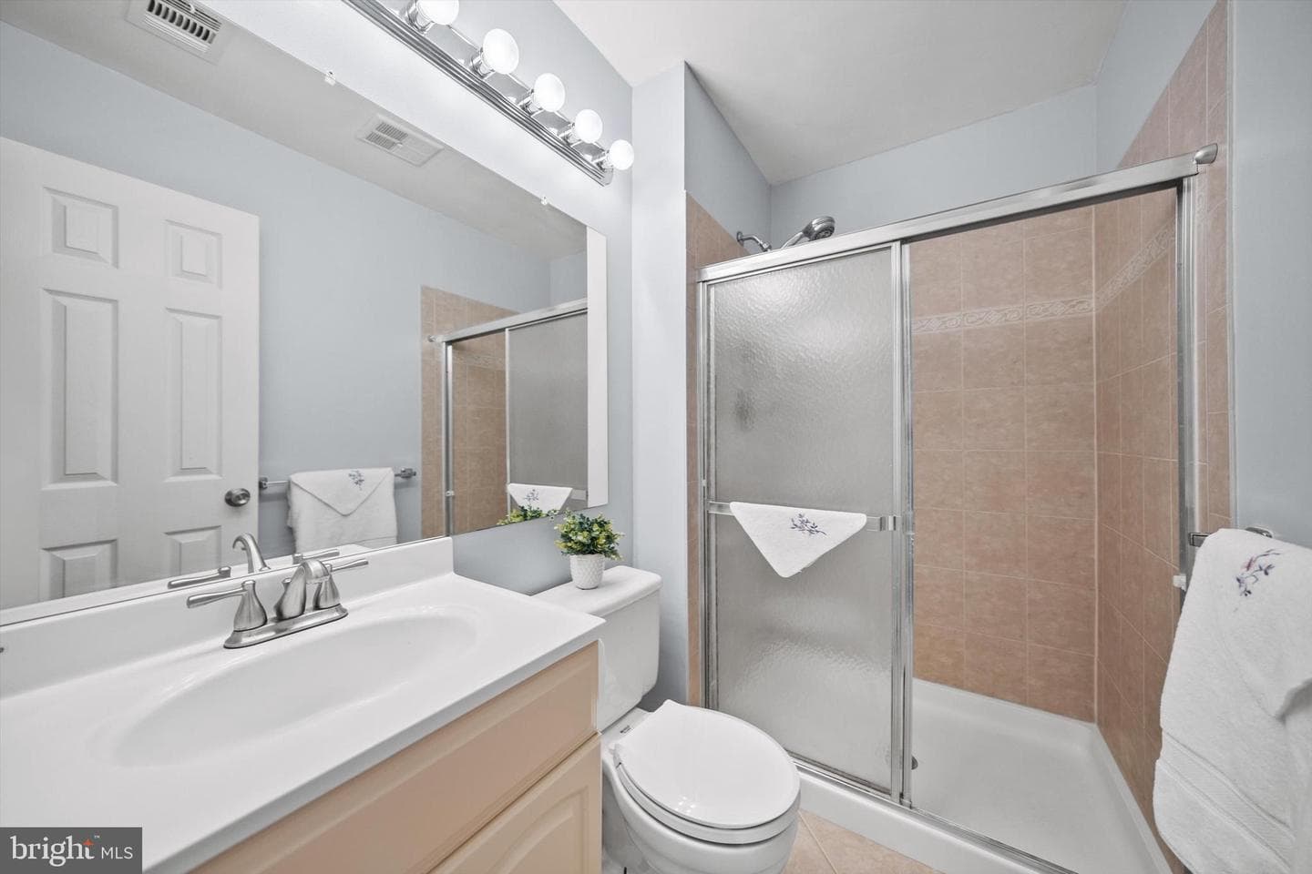 10338 Latney Road photo 12