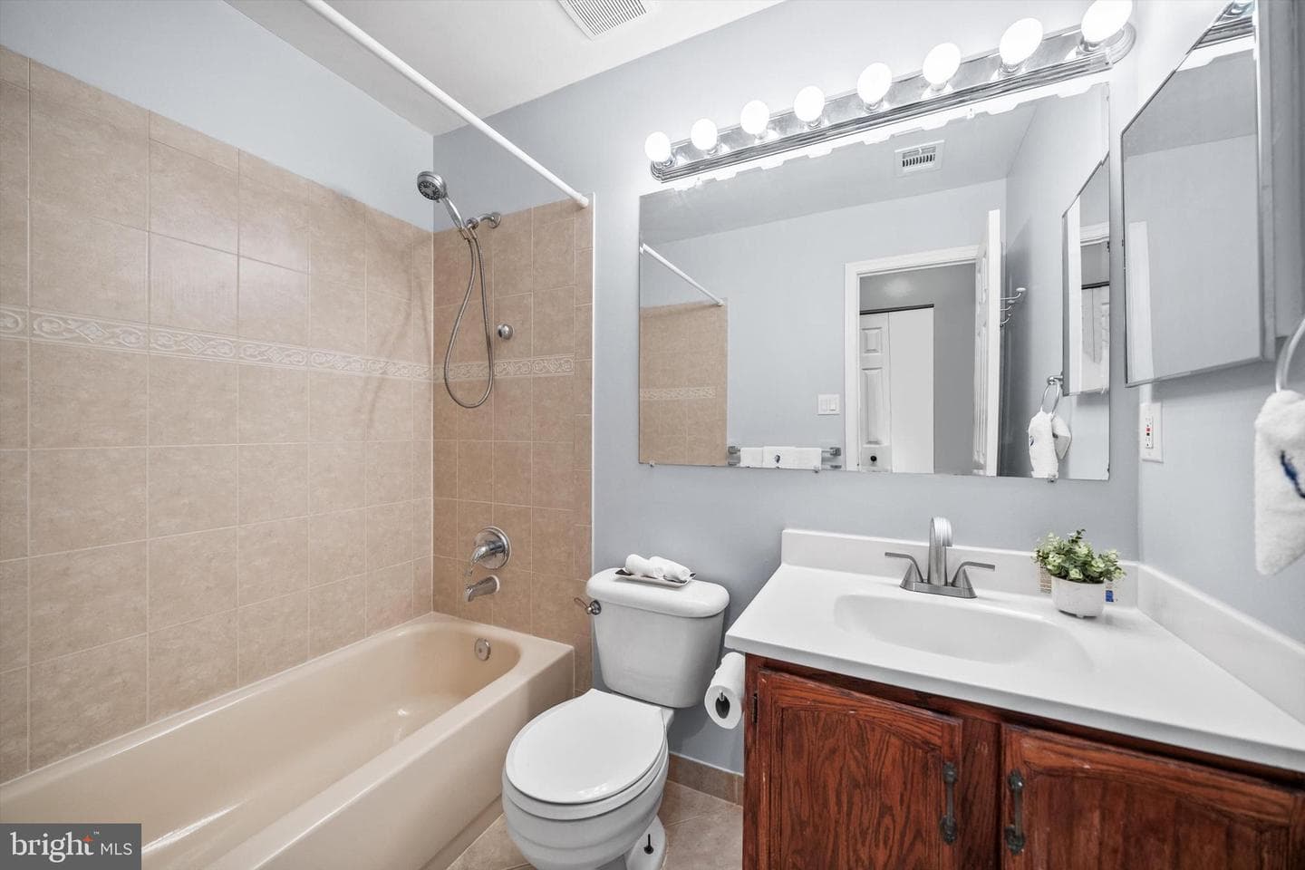10338 Latney Road photo 14