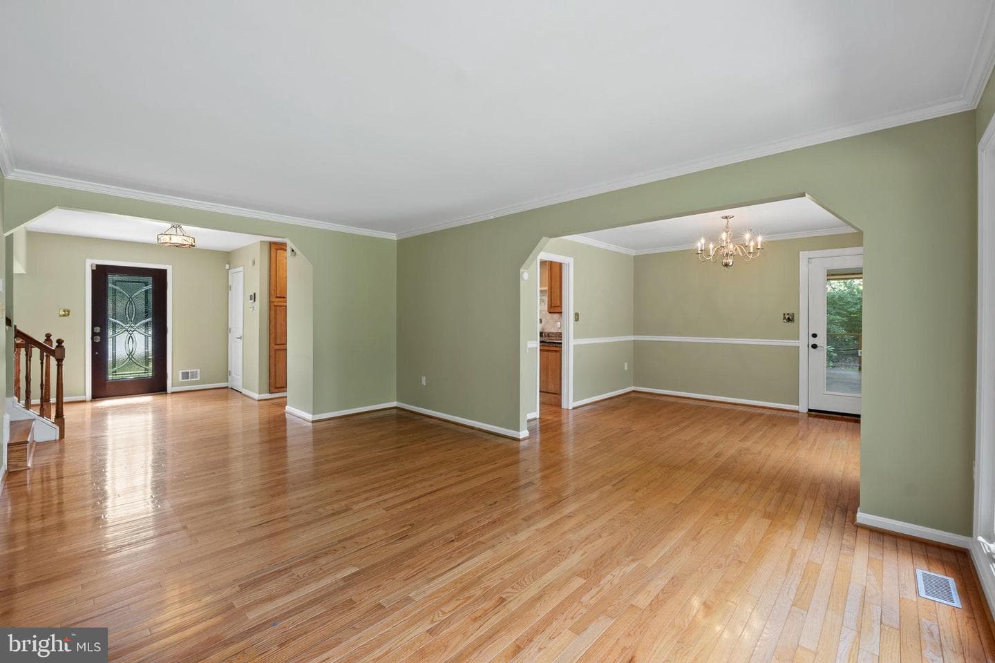 5265 Ofaly Road photo 14