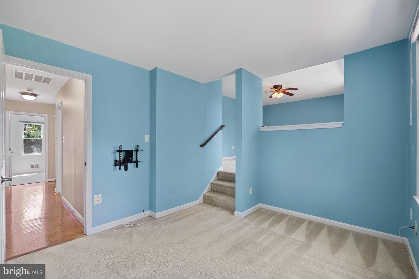 5265 Ofaly Road photo 18