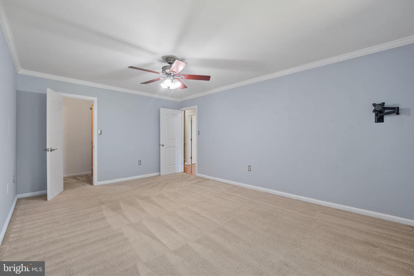 5265 Ofaly Road photo 28
