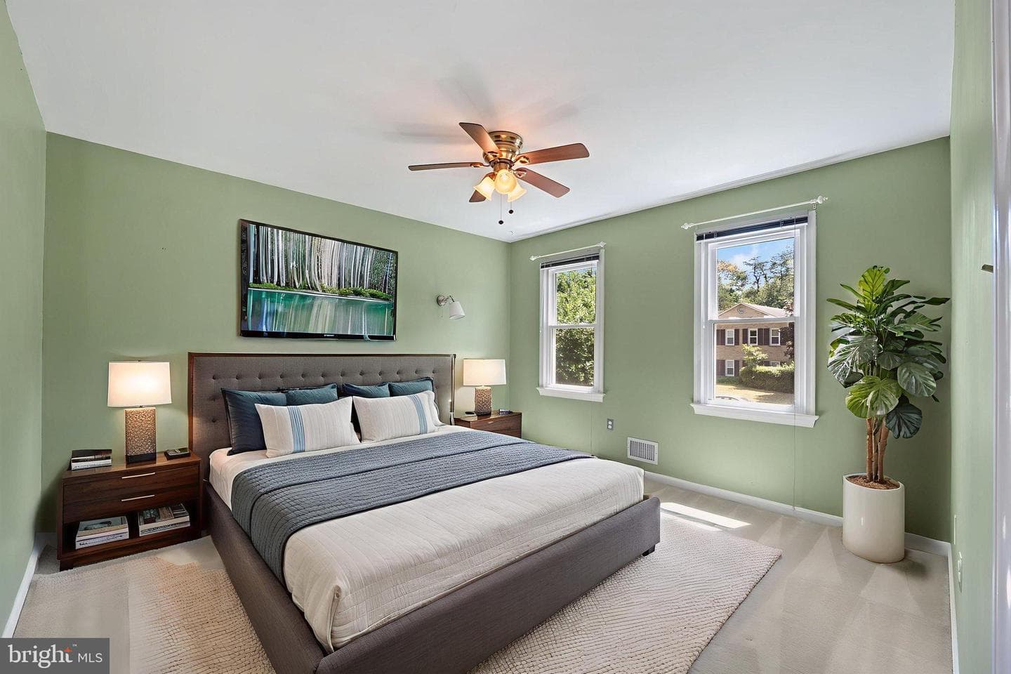 5265 Ofaly Road photo 32