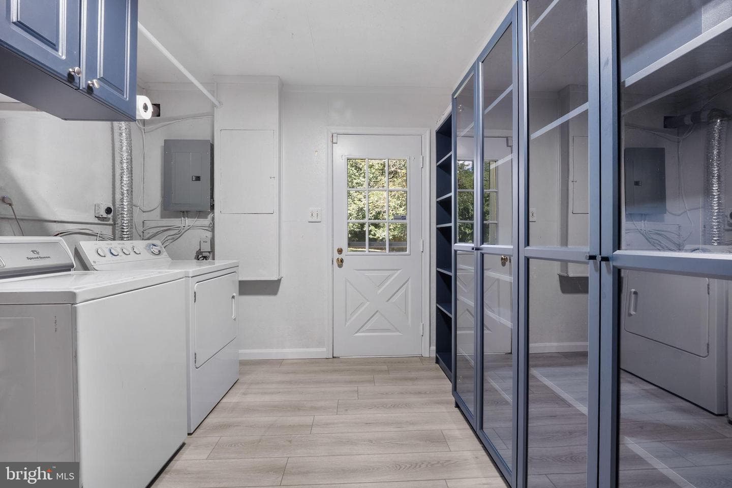5265 Ofaly Road photo 46