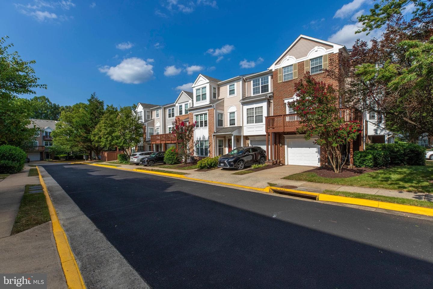4311 Chariot Court #122