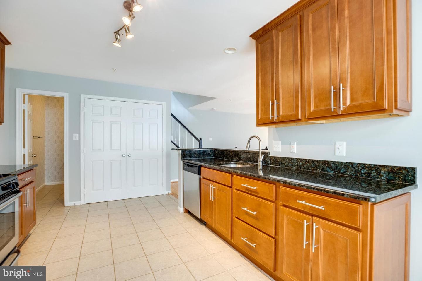 4311 Chariot Court #122 photo 18