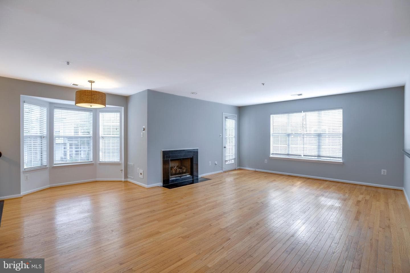 4311 Chariot Court #122 photo 6