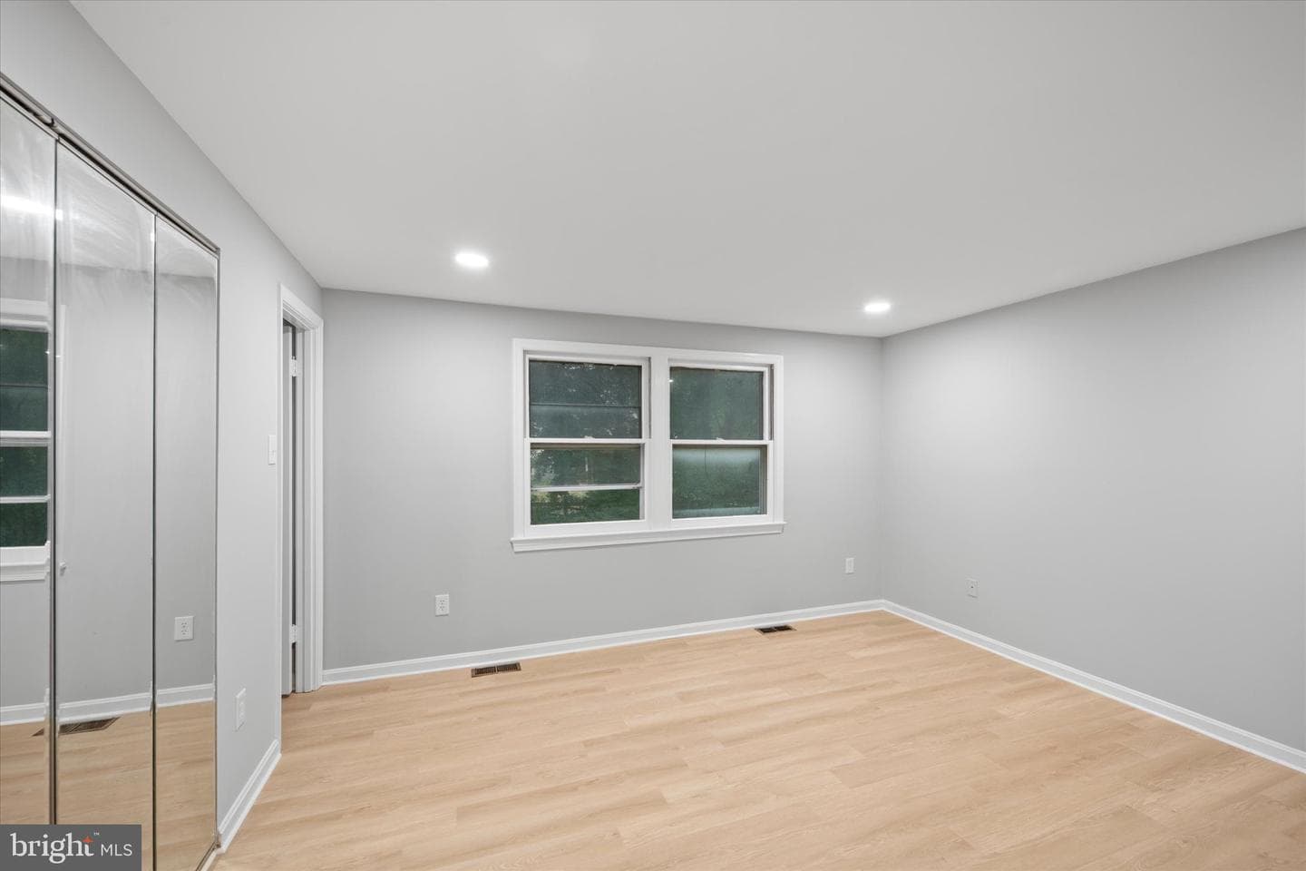 12721 Carlsbad Court photo 14