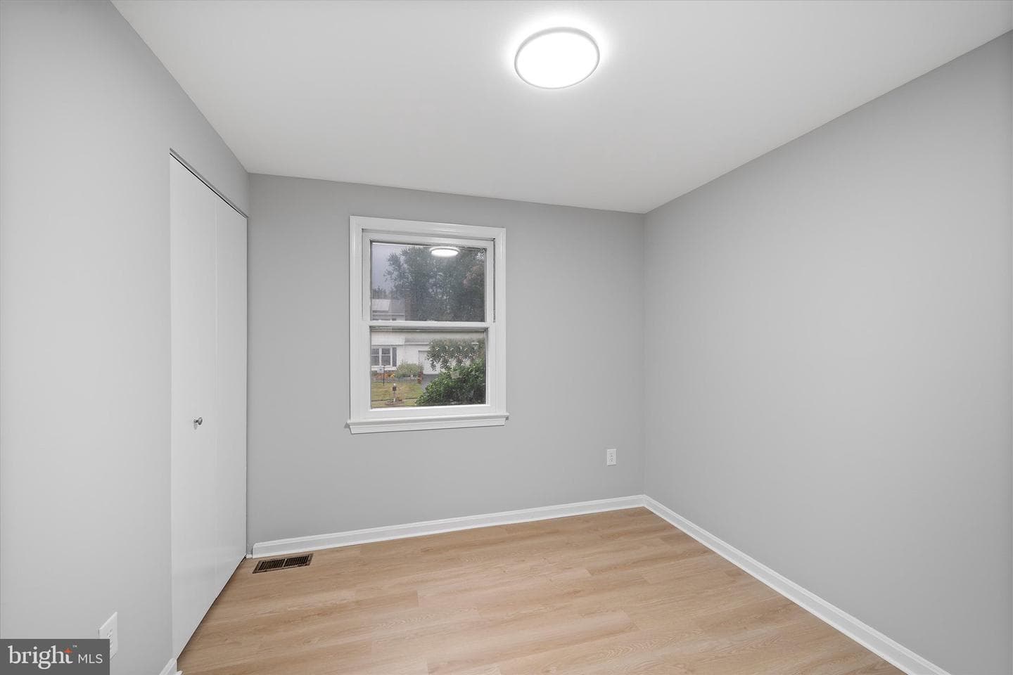 12721 Carlsbad Court photo 20