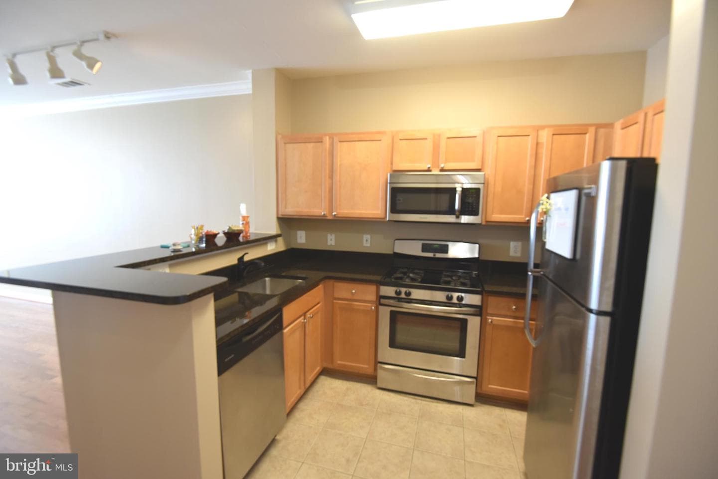 12000 Market Street #311 photo 4