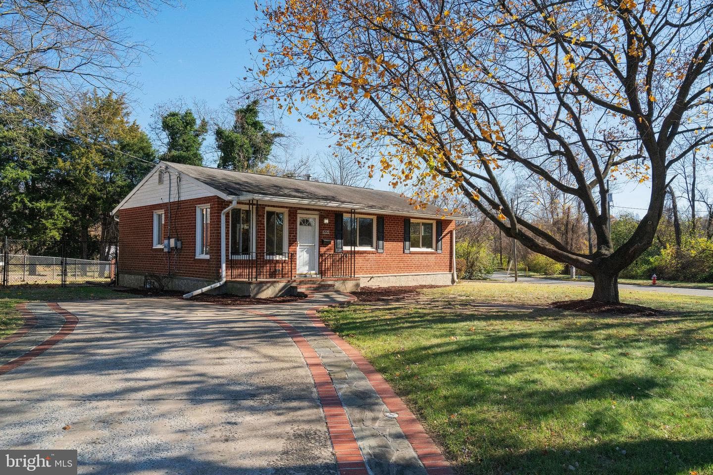 6225 Bren Mar Drive photo 1