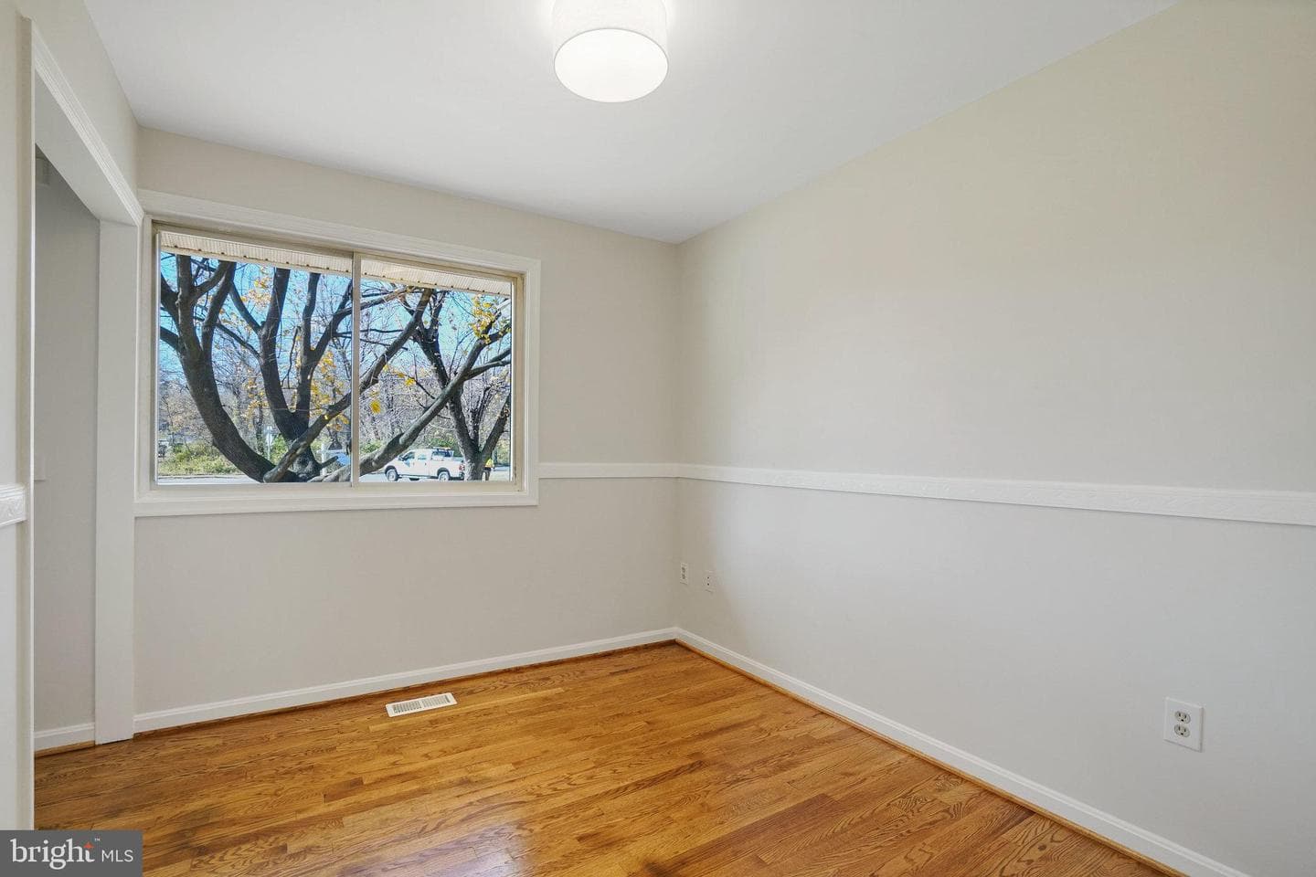 6225 Bren Mar Drive photo 10