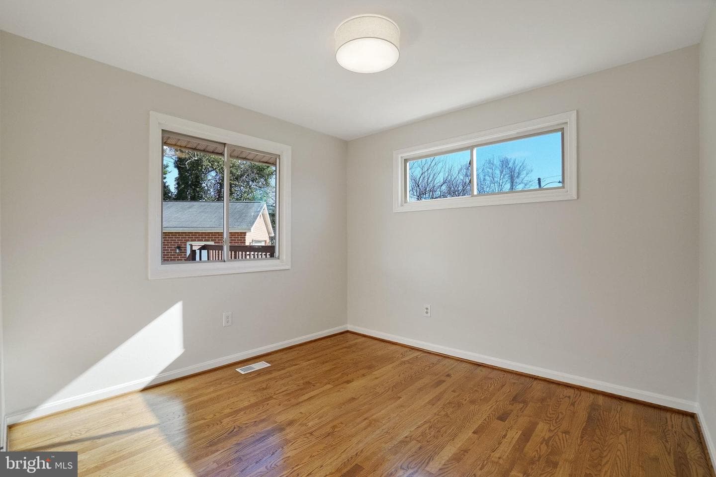 6225 Bren Mar Drive photo 11