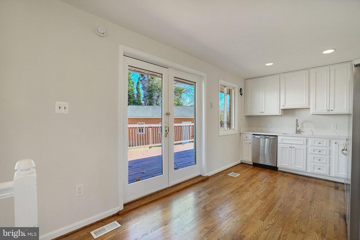6225 Bren Mar Drive photo 7
