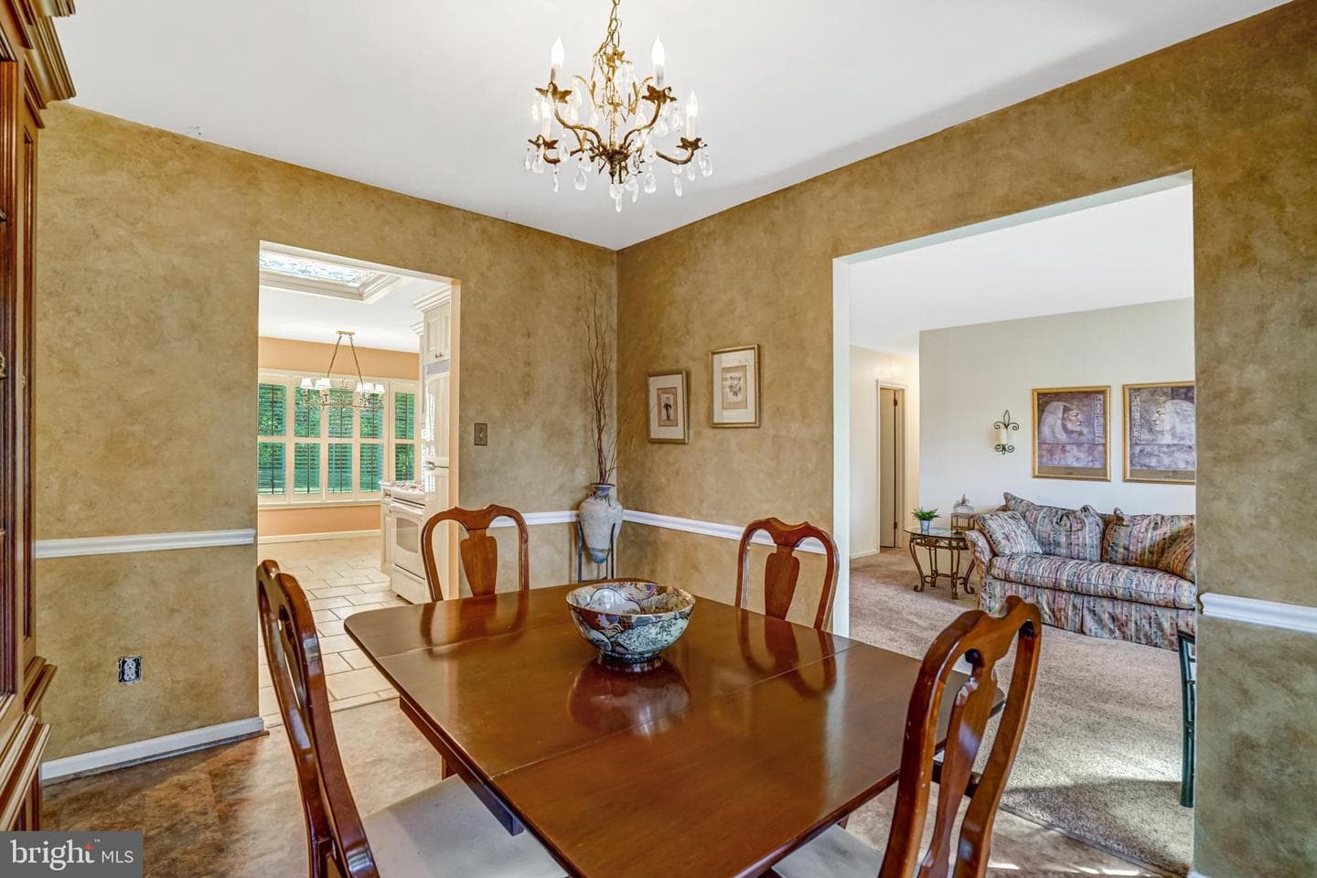 6425 Montrose Street photo 12