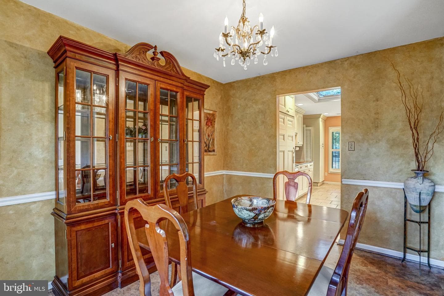 6425 Montrose Street photo 14