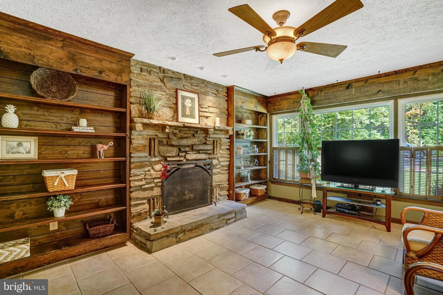 6425 Montrose Street photo 22