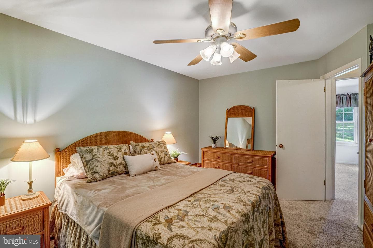 6425 Montrose Street photo 25