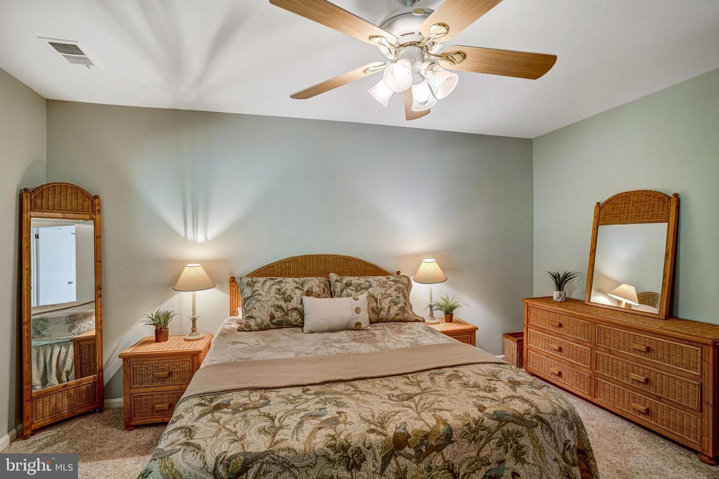 6425 Montrose Street photo 26