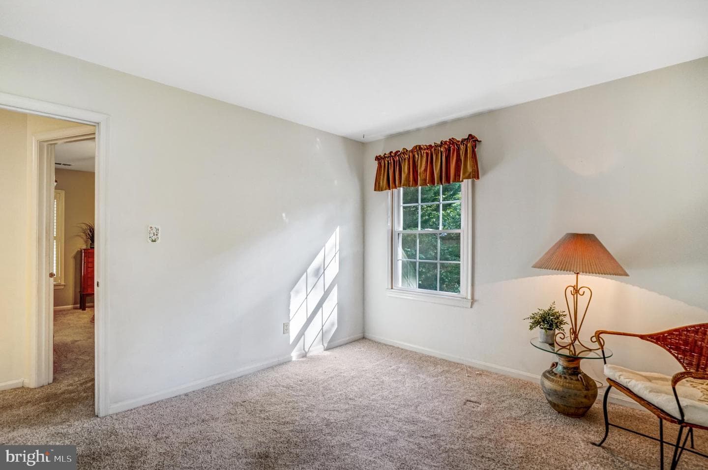 6425 Montrose Street photo 33