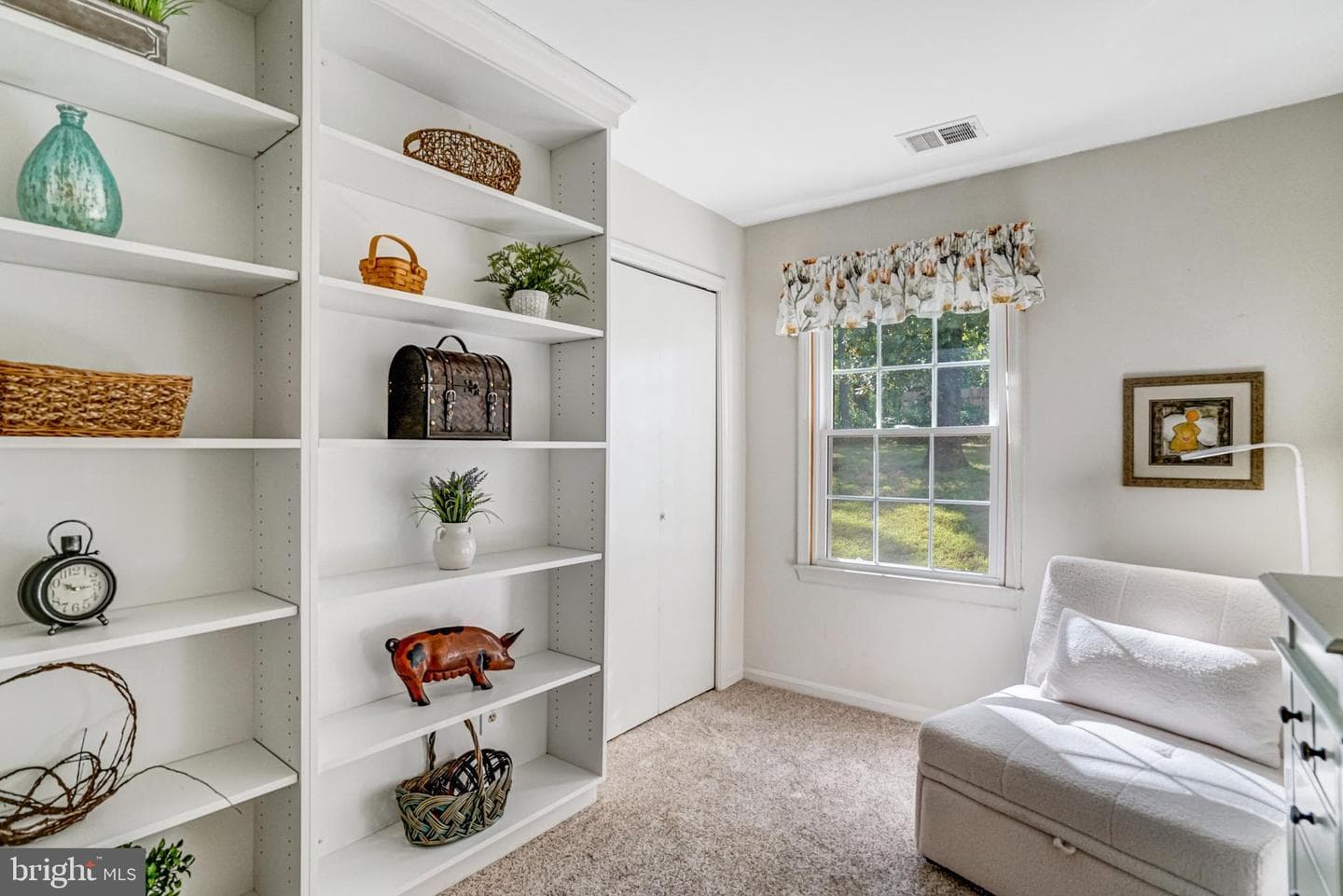 6425 Montrose Street photo 34