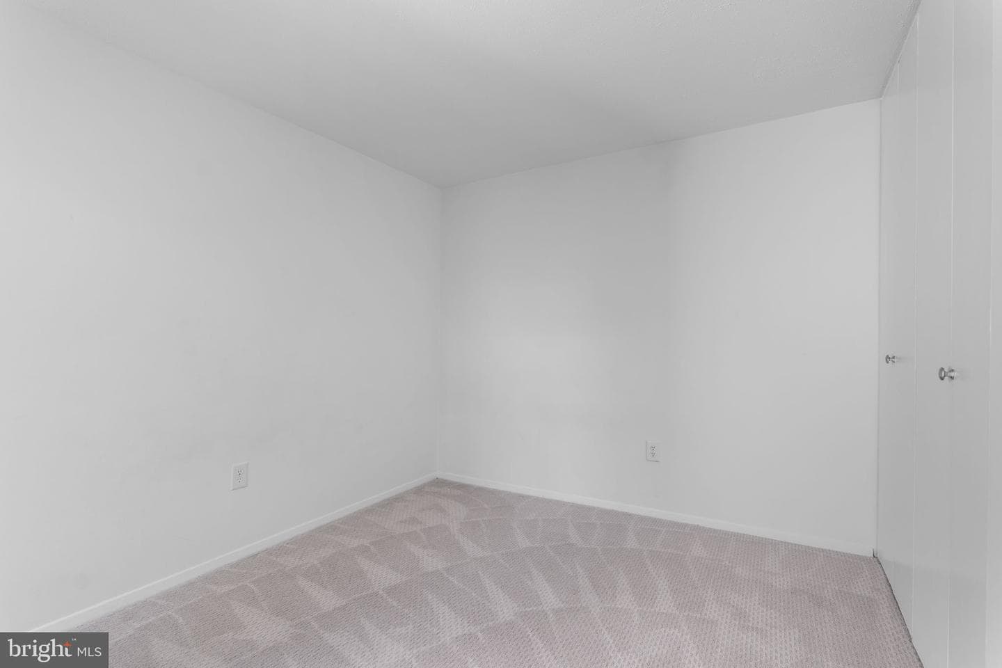 1806 N Shore Court photo 16