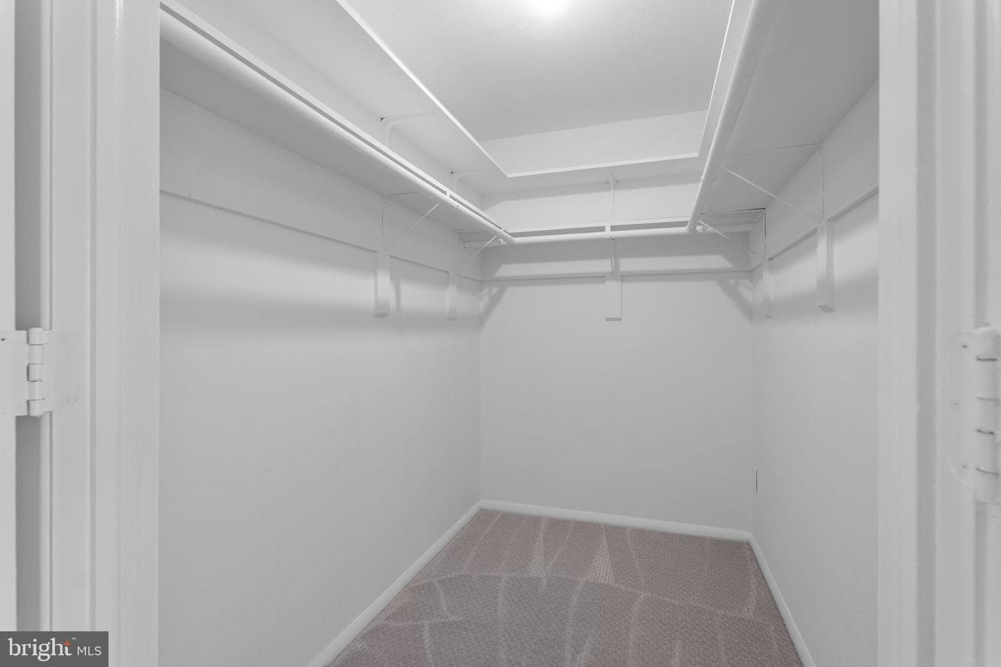 1806 N Shore Court photo 25