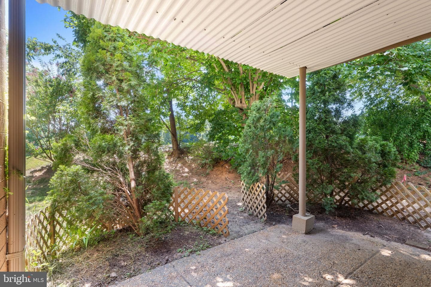 1806 N Shore Court photo 38