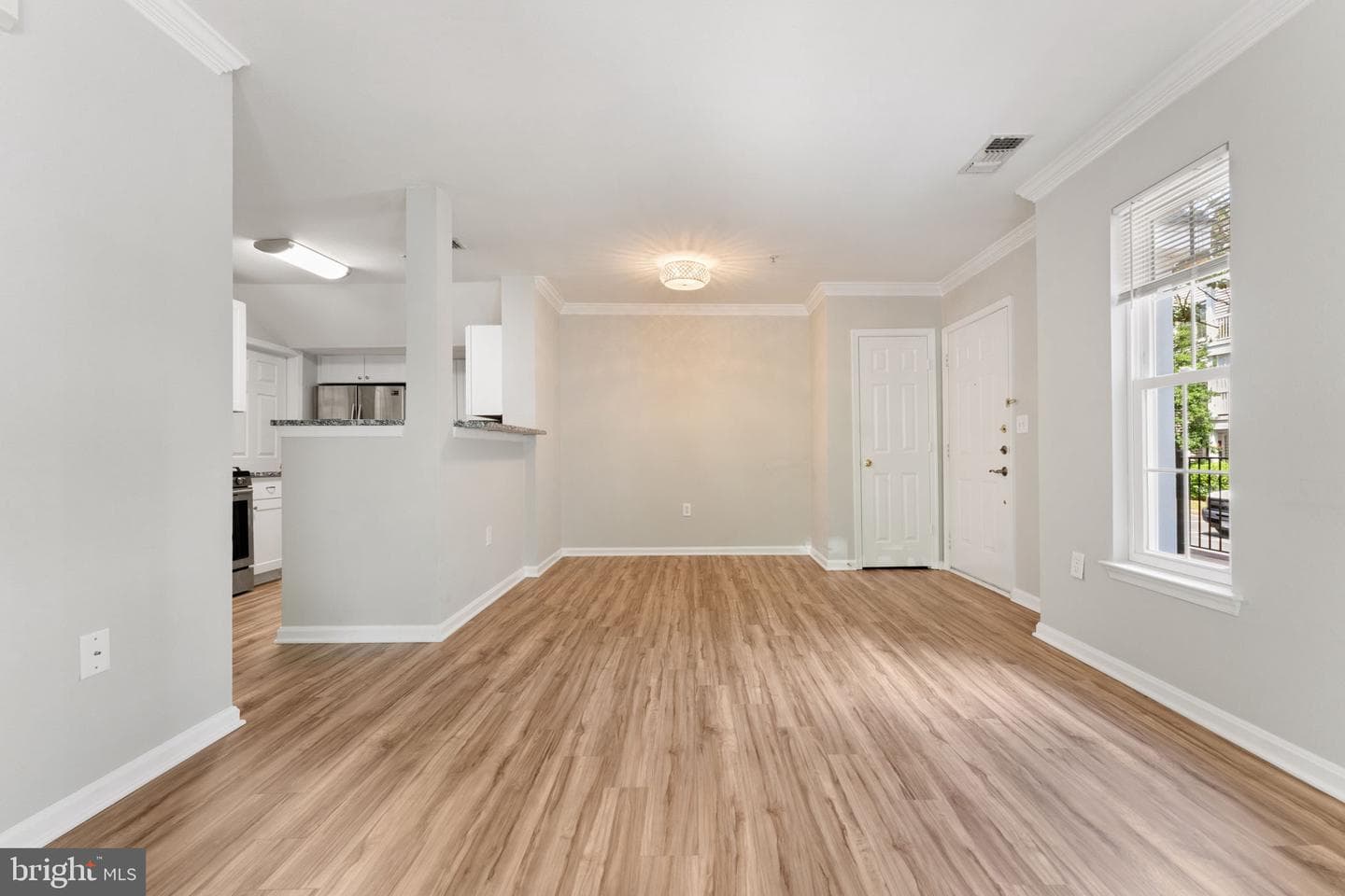 4501 Superior Square #4501 photo 11