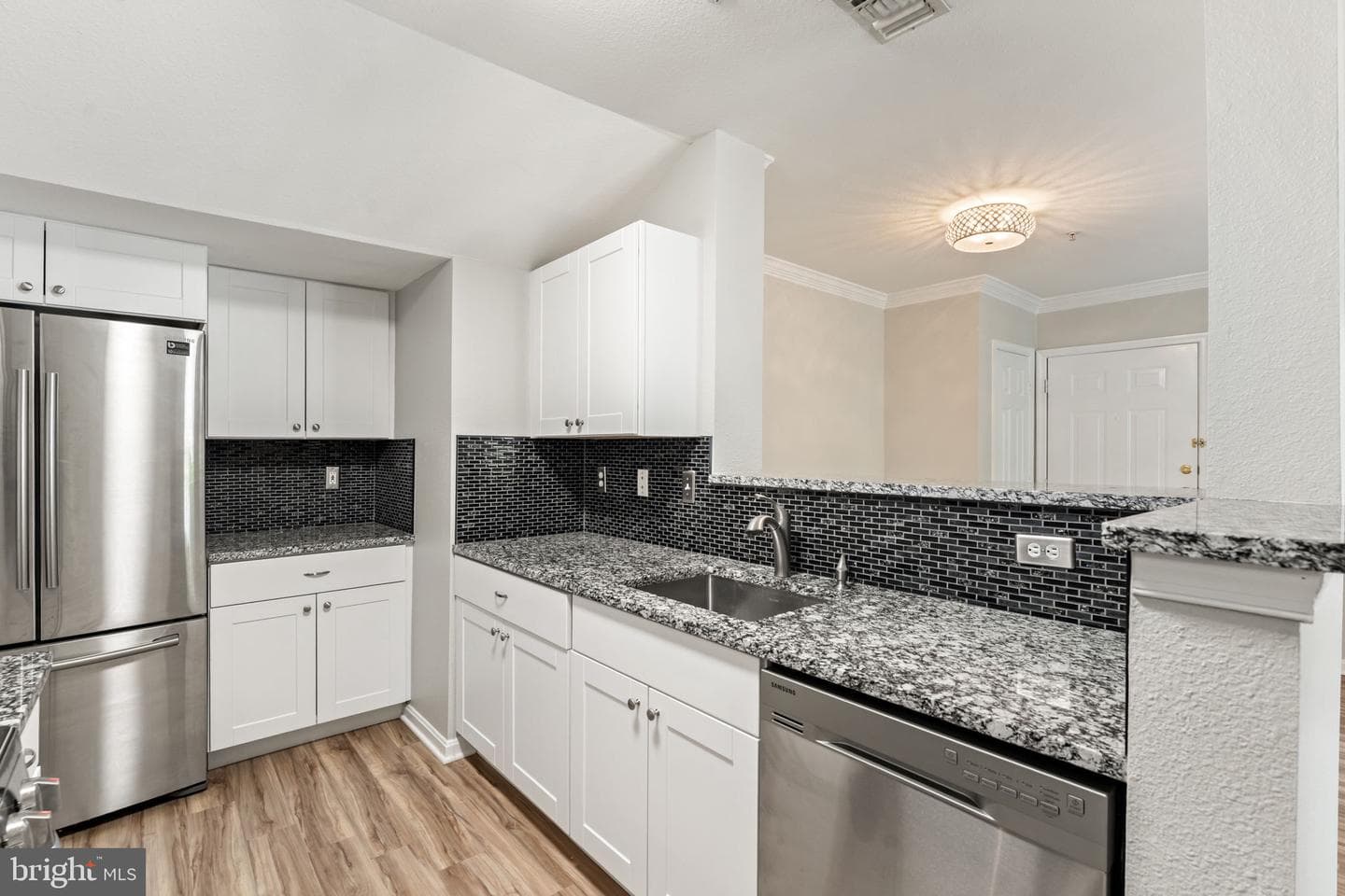 4501 Superior Square #4501 photo 16