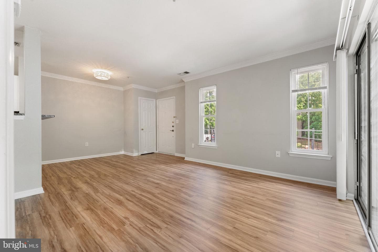 4501 Superior Square #4501 photo 9