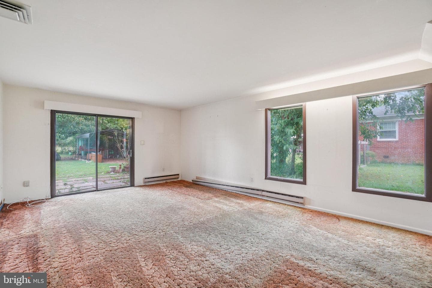 6405 Inwood Drive photo 4