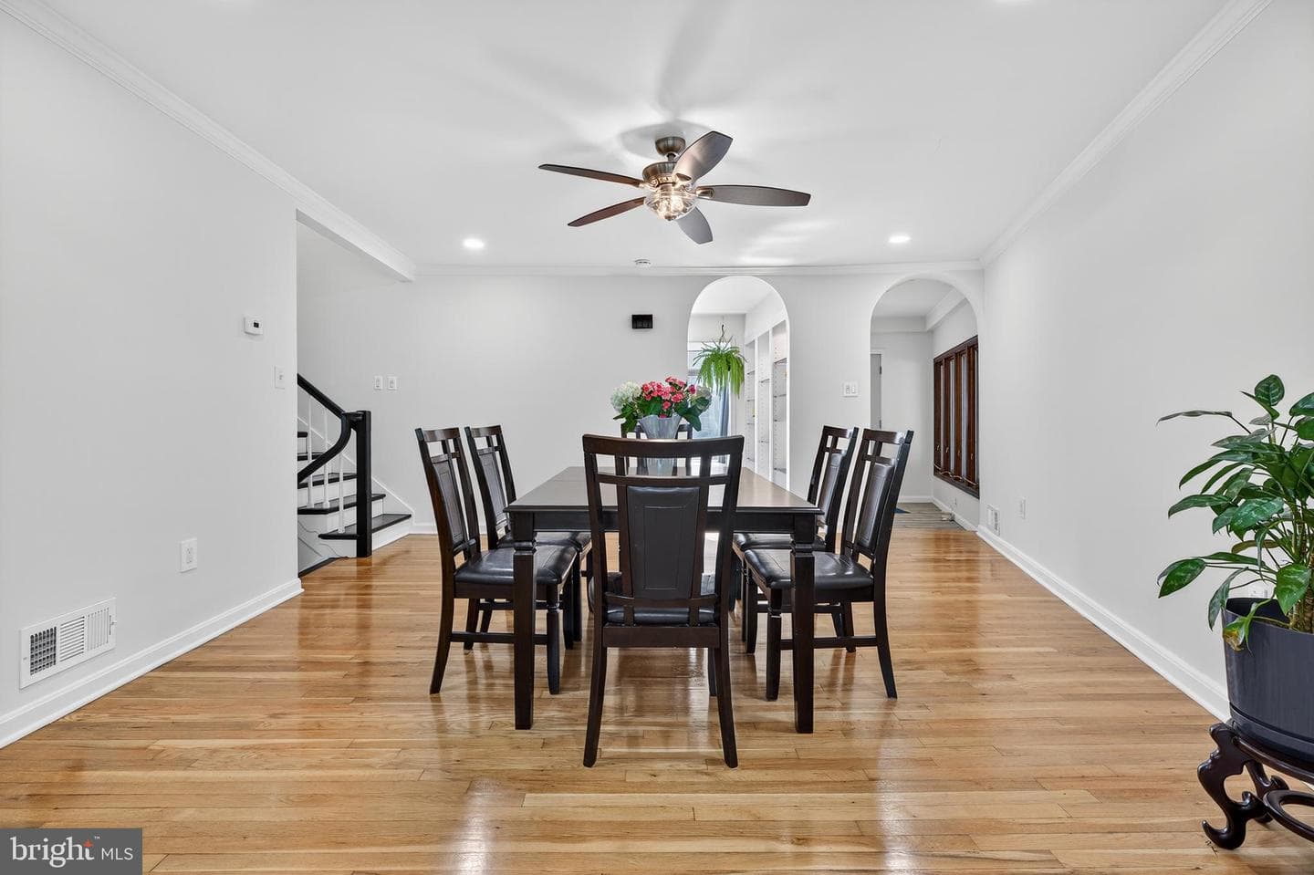 5511 Gwyn Place photo 9