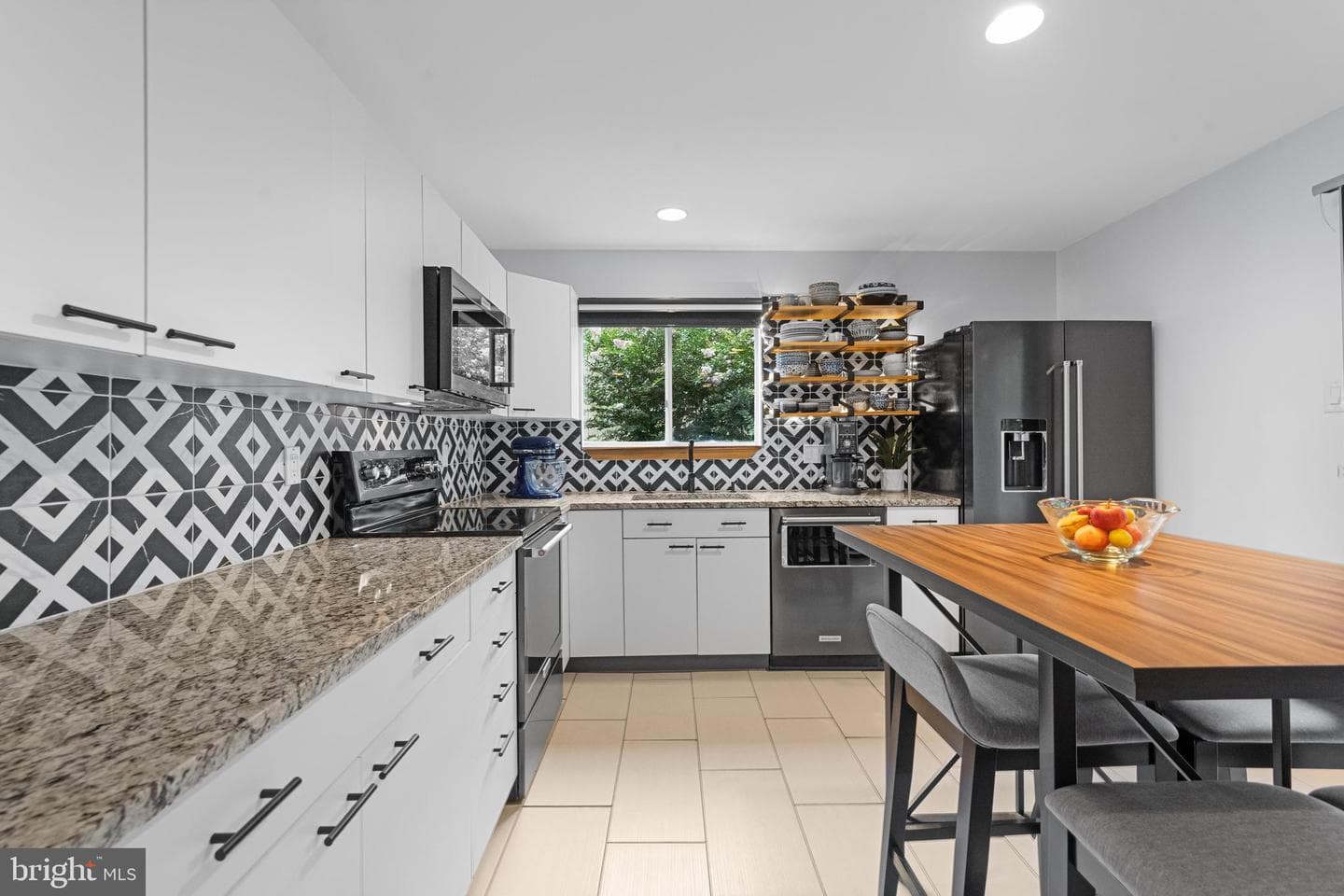 1522 Bal Harbor Court photo 12