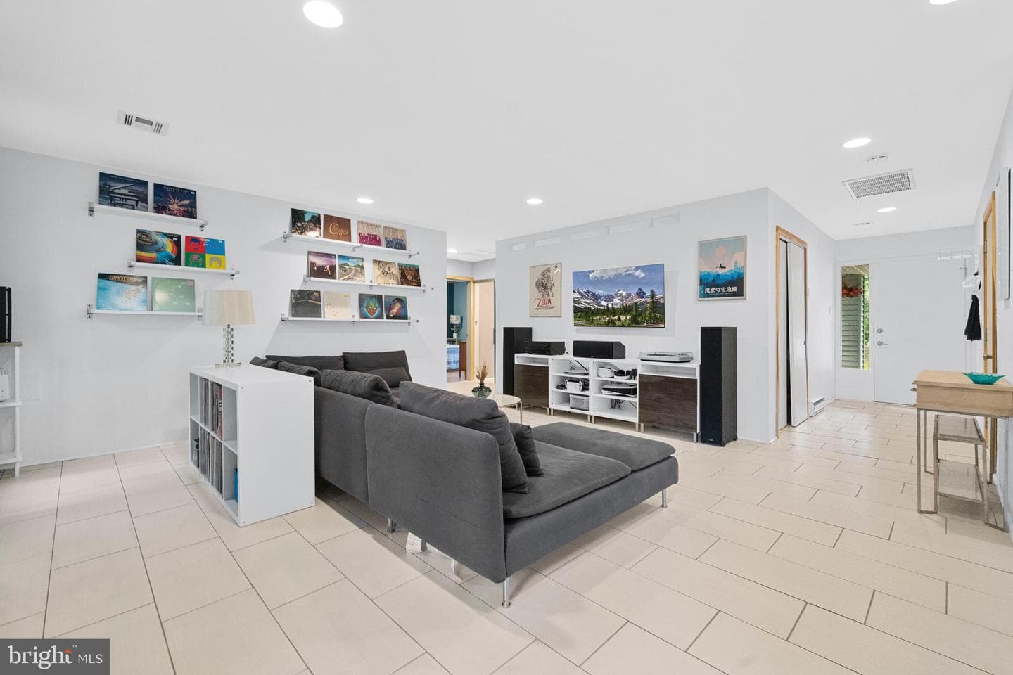 1522 Bal Harbor Court photo 3