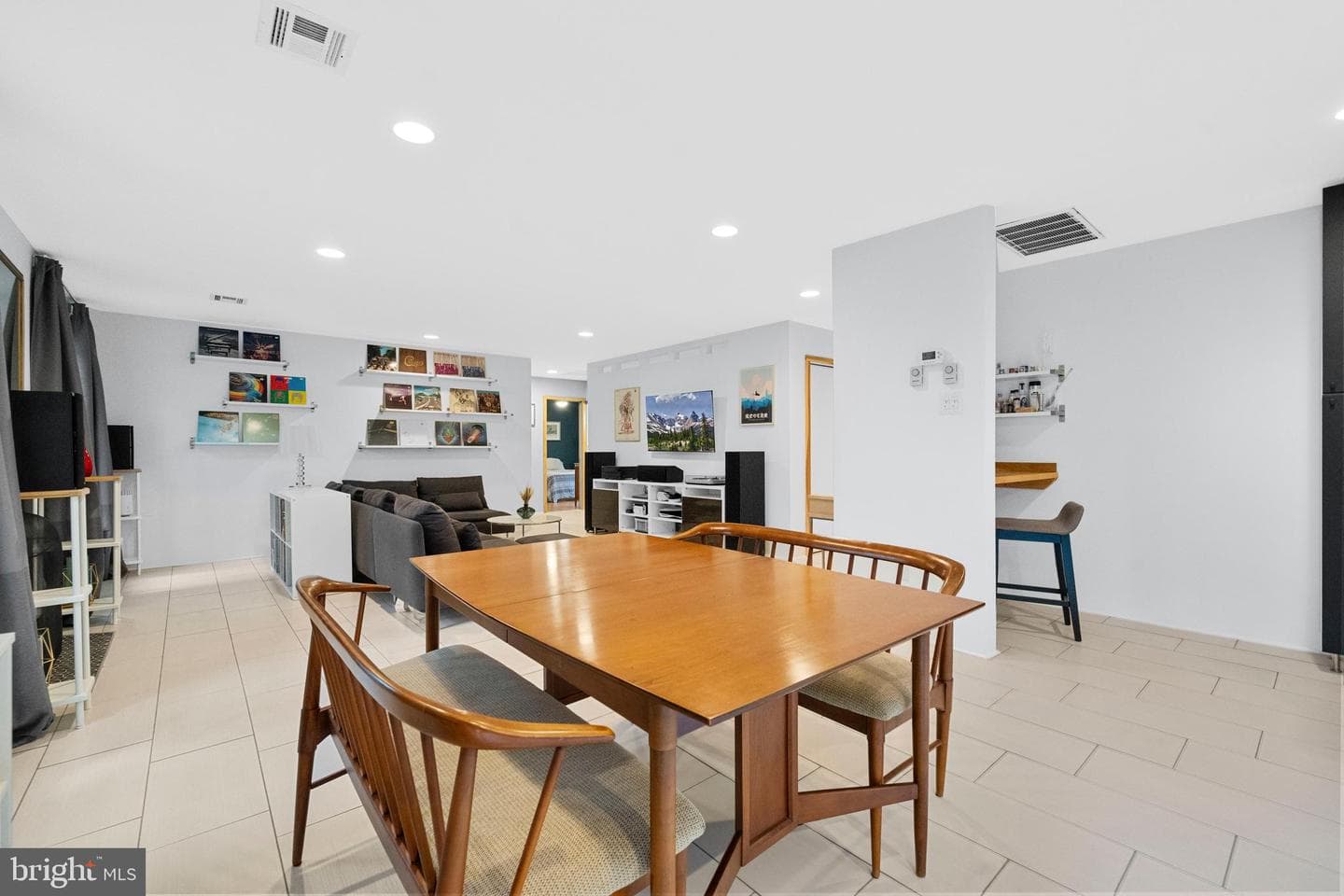1522 Bal Harbor Court photo 8