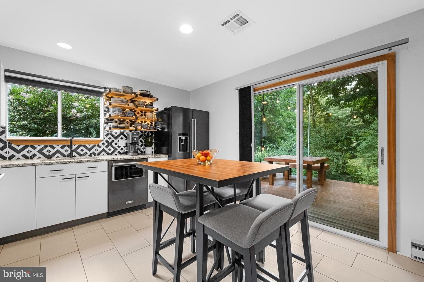 1522 Bal Harbor Court photo 9