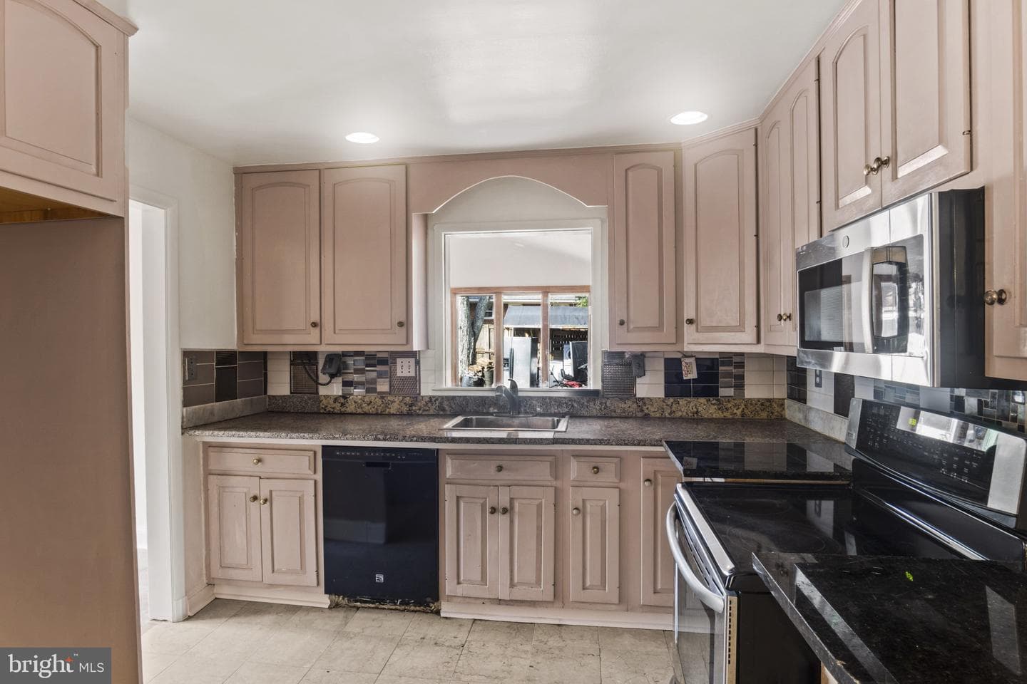 4514 Rynex Drive photo 9