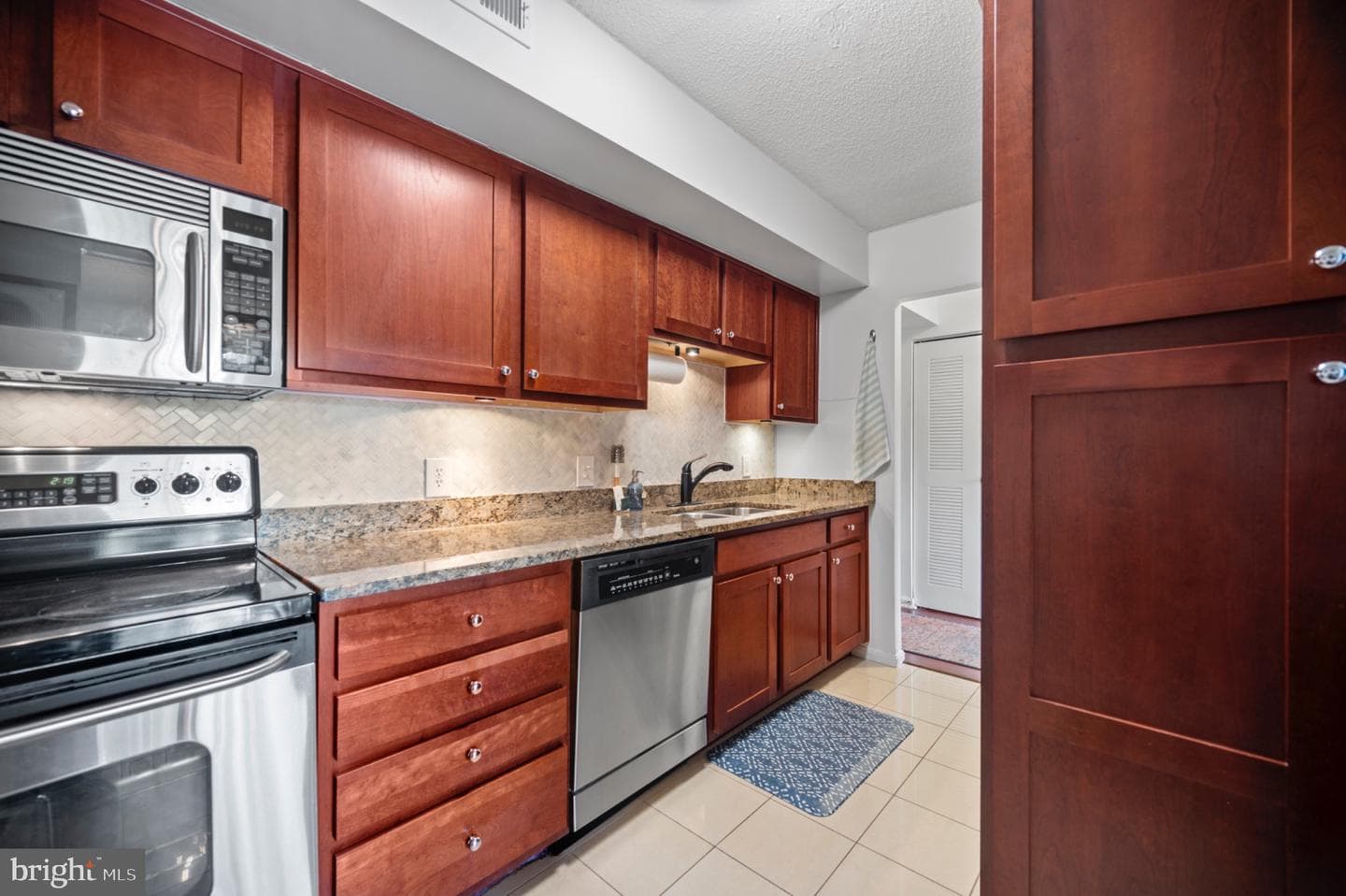 2230 George C Marshall Drive #515 photo 12