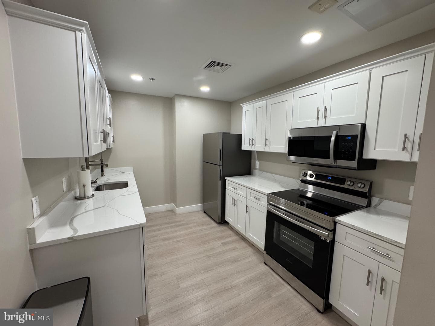 2230 George C Marshall Drive #515 photo 29