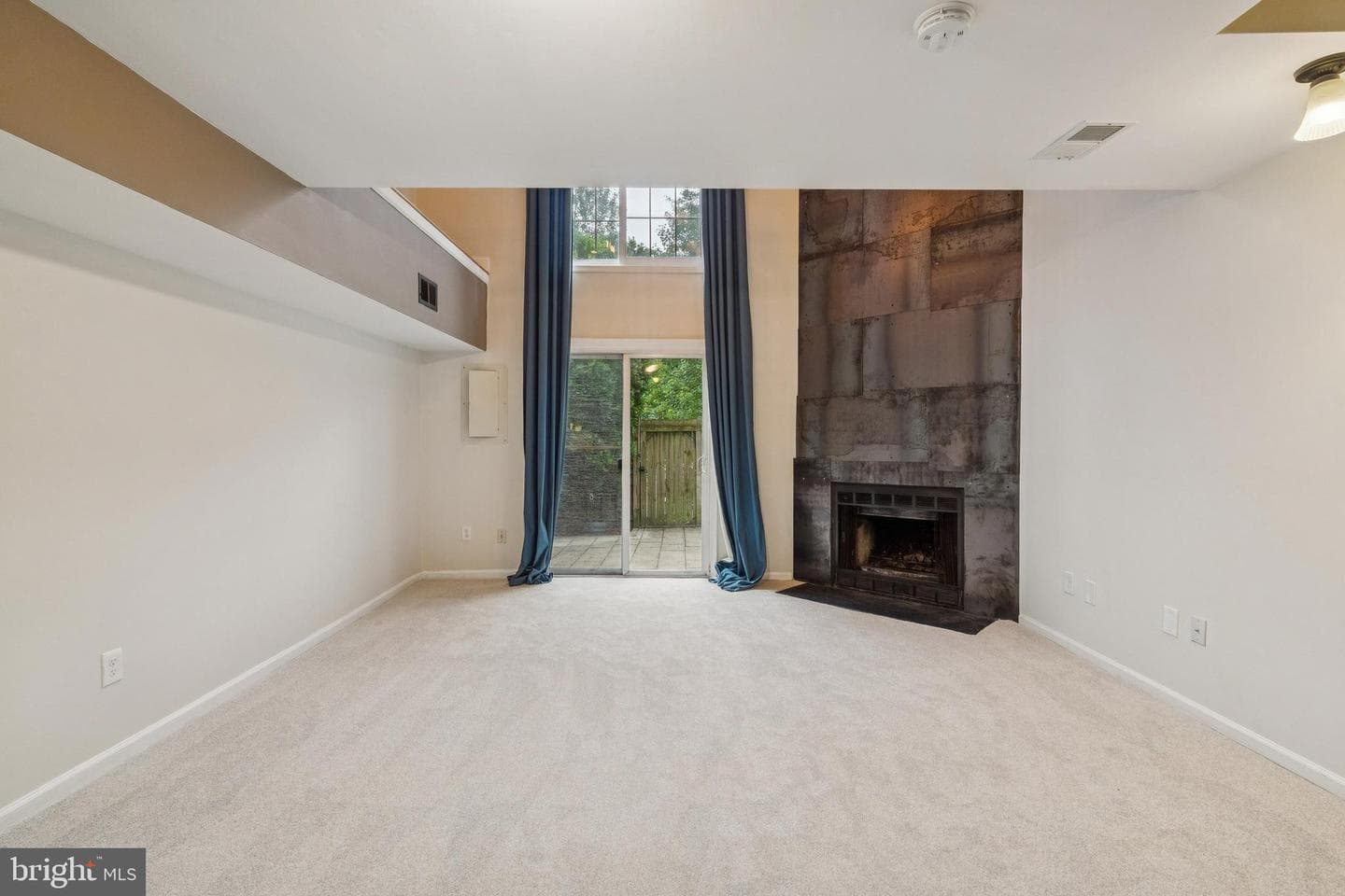 8482 Springfield Oaks Drive photo 21