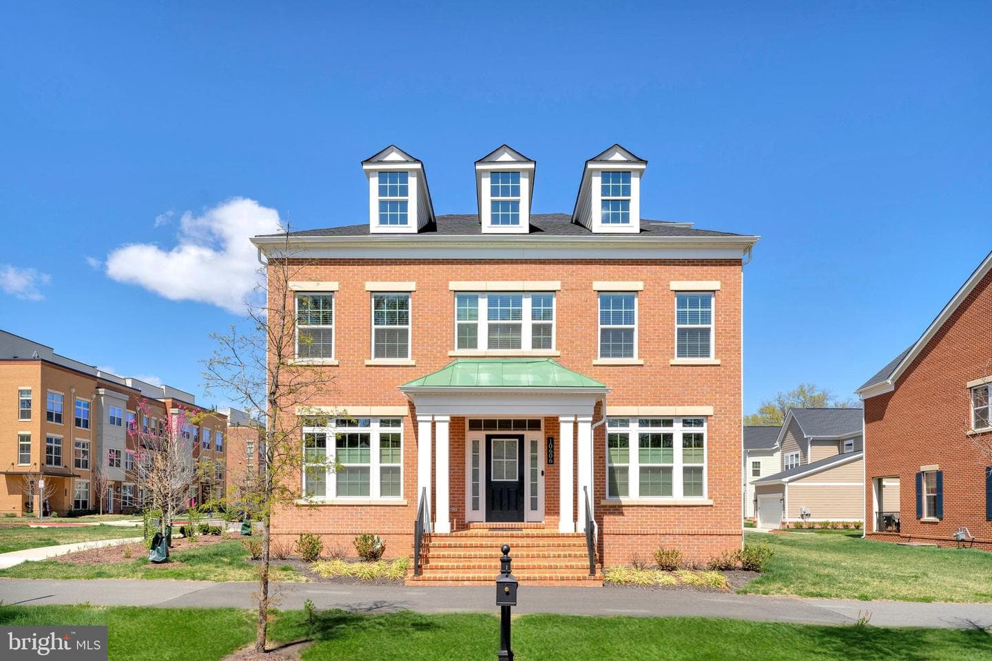 10606 Cedar Ave photo 2