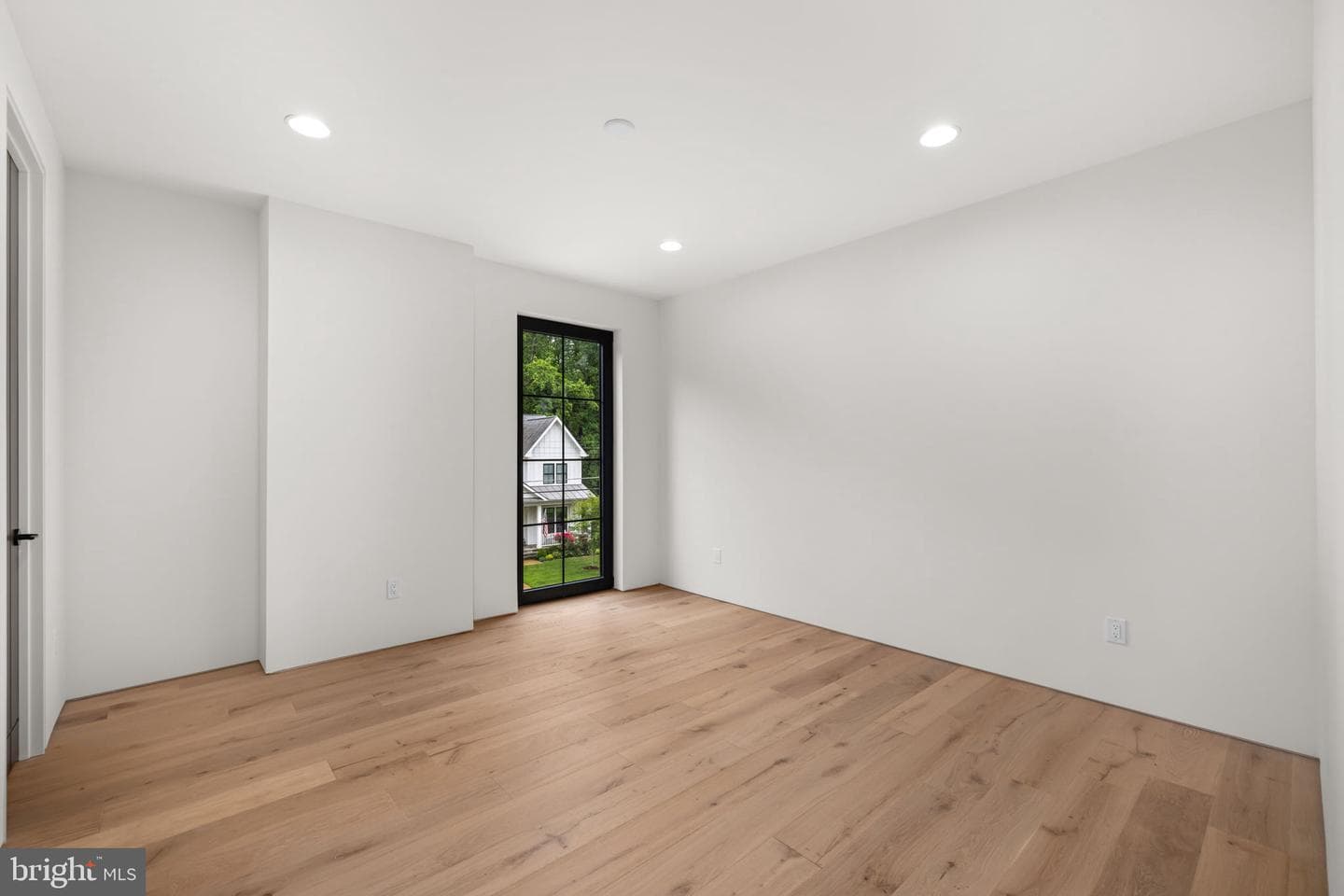 113 James Drive SW photo 61