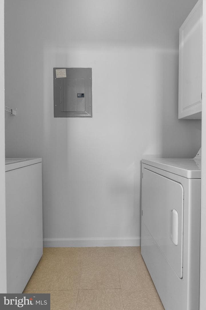 4401 Weatherington Lane #401 photo 27